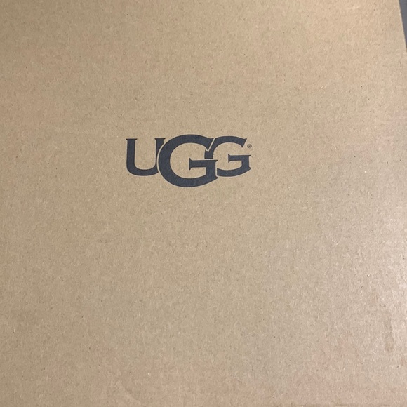 UGG Joely Shearling Lined Wedge Boot Chestnut Leather, Womens Size 6 US/ 37 EU - Picture 6 of 8